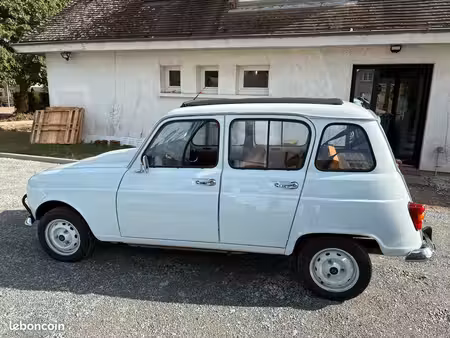 Renault R4 4L