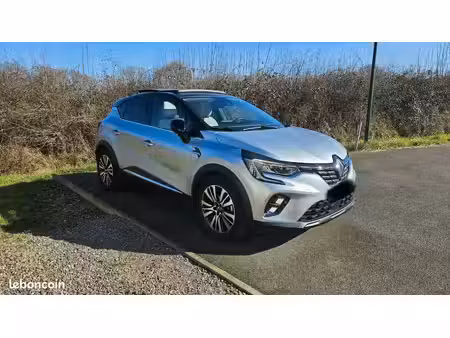 Renault Captur E-Tech 1.6 160 Initiale Paris
