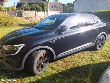 Renault Arkana E-Tech 1.6 145 RS Line