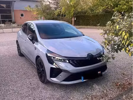 Renault Clio E-Tech 1.6 145 Esprit Alpine