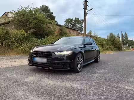 Audi A6 quattro