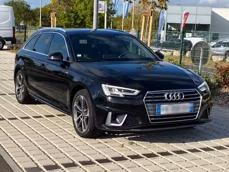 Audi A4 2.0 TDI 150 S line
