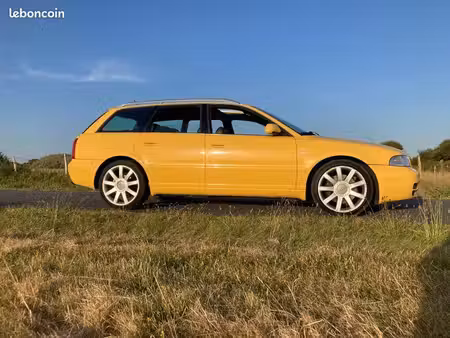 Audi A4 S4 V6 2.7 T 265 quattro