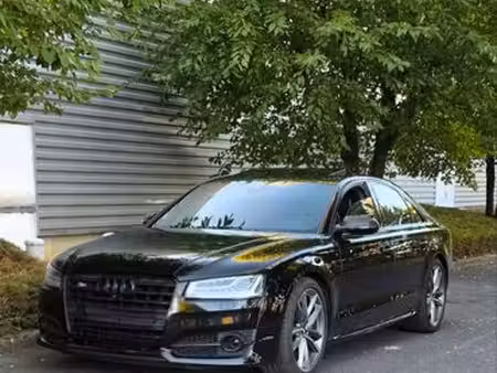 Audi A8 S8 Plus V8 4.0 605 quattro