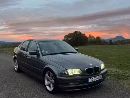 BMW Série 3 320i 2.2 170
