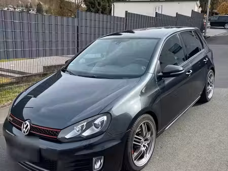 Volkswagen Golf GTI 2.0