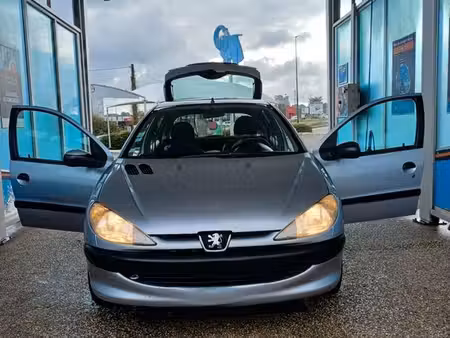 Peugeot 206 1.4 75