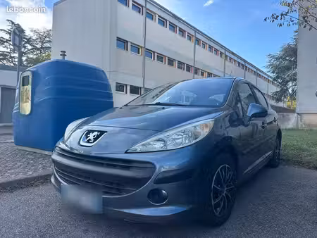 Peugeot 207 1.4