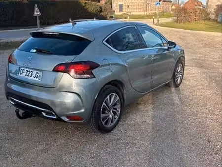 DS 4 1.6 HDi 115