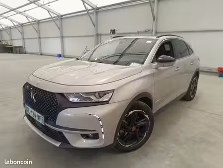 DS 7 E Tense 1.6 225 Performance Line