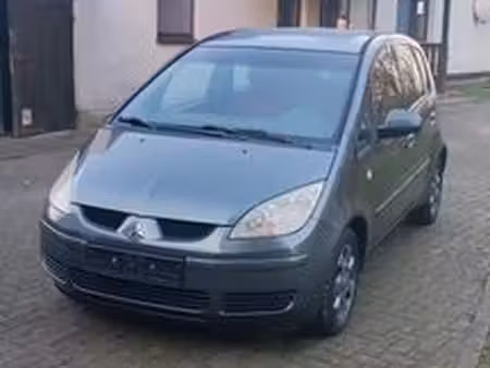 Mitsubishi Colt 