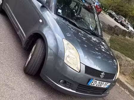Suzuki Swift 1.3 92