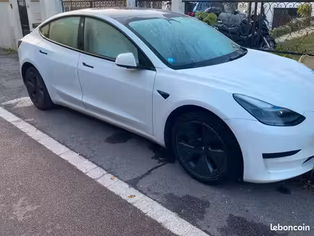 Tesla Model 3 Standard Plus 275