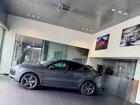 Porsche Cayenne V6 3.0 462 4x4