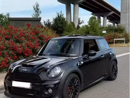 Mini Mini John Cooper Works 1.6 211