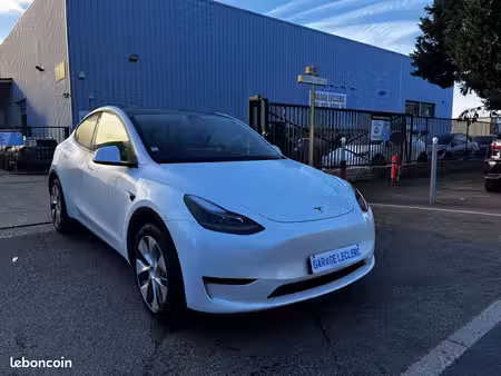 Tesla Model Y Grande Autonomie 4x4