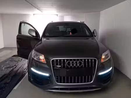 Audi Q7 V12 6.0 TDI 500 quattro