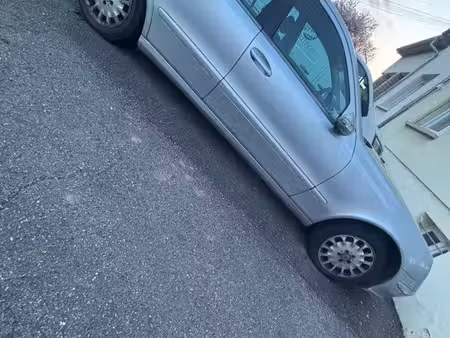 Mercedes-Benz Classe E E 220 2.1 150