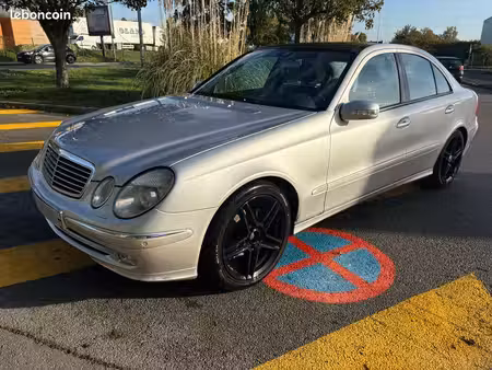 Mercedes-Benz Classe E E 240 V6 2.6 177