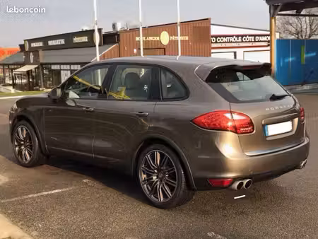 Porsche Cayenne S V8 4.8 400 4x4