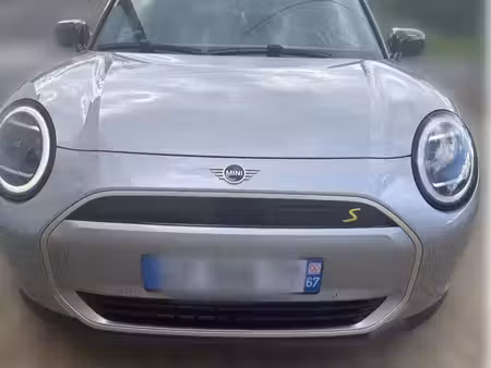 Mini Mini Cooper SE 218
