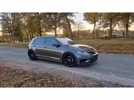 Volkswagen Golf GTI 2.0 TSI 245 Performance