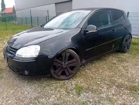 Volkswagen Golf 1.6 102