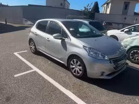 Peugeot 208 1.6 THP 208 Allure
