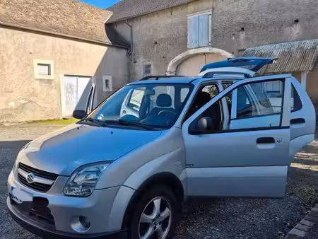 Suzuki Ignis 