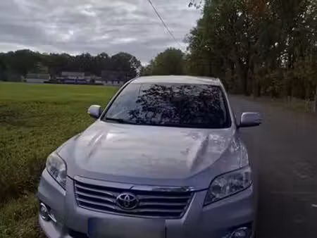 Toyota RAV4 2.0 151