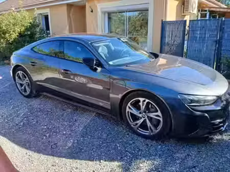 Audi e-tron GT quattro
