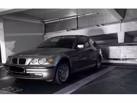 BMW Série 3 361i 1.8 115