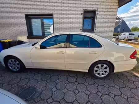 Mercedes-Benz Classe E E 200 2.1 CDI 136 Classic
