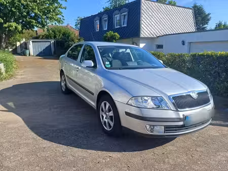 Škoda Octavia 1.6 102