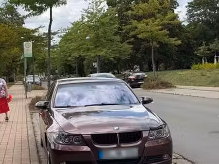 BMW Série 3 318i 2.0 129