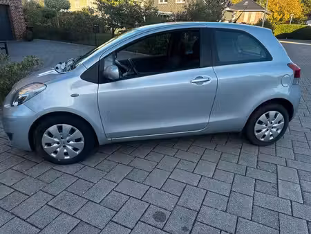 Toyota Yaris 1.3 101