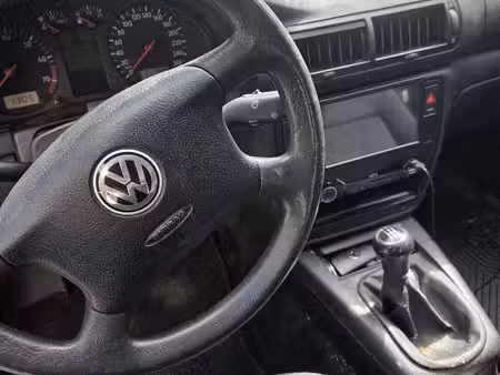 Volkswagen Passat 1.6