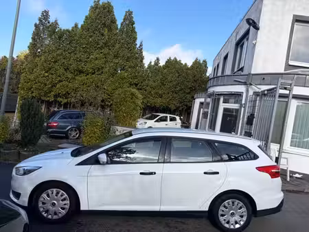 Ford Focus 1.0 Ambiente