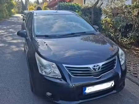 Toyota Avensis 2.0 126