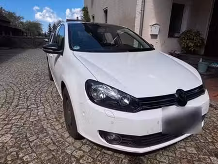 Volkswagen Golf 2.0 TDI 110