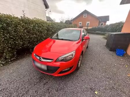 Opel Astra 1.0 105