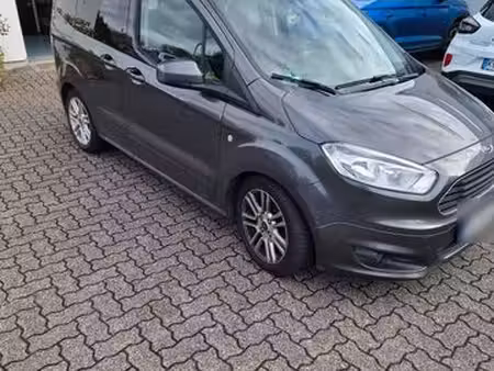 Ford Tourneo Courier 1.0 100