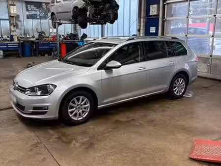 Volkswagen Golf 1.6 TDI 110