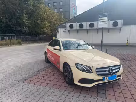 Mercedes-Benz Classe E E 200 2.0 197 AMG Line 4Matic