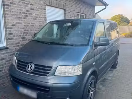 Volkswagen Transporter T5 2.5 TDI 174