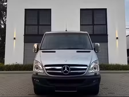Mercedes-Benz Sprinter 319 V6 3.0 190