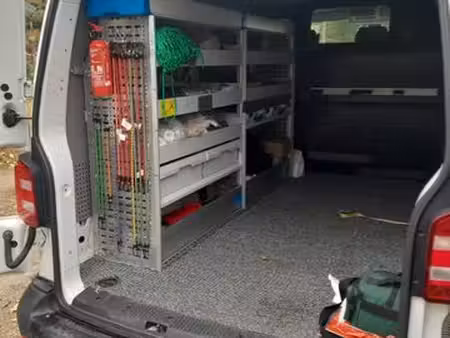 Volkswagen Transporter T5 2.0 TDI 102
