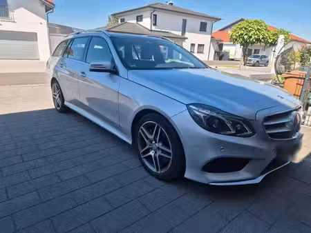 Mercedes-Benz Classe E E 400 V6 3.0 333