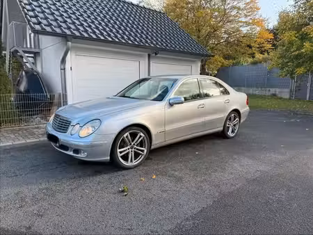 Mercedes-Benz Classe E E 220 2.1 CDI 150 Elegance