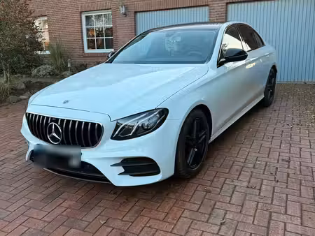 Mercedes-Benz Classe E E 200 2.0 AMG Line 4Matic